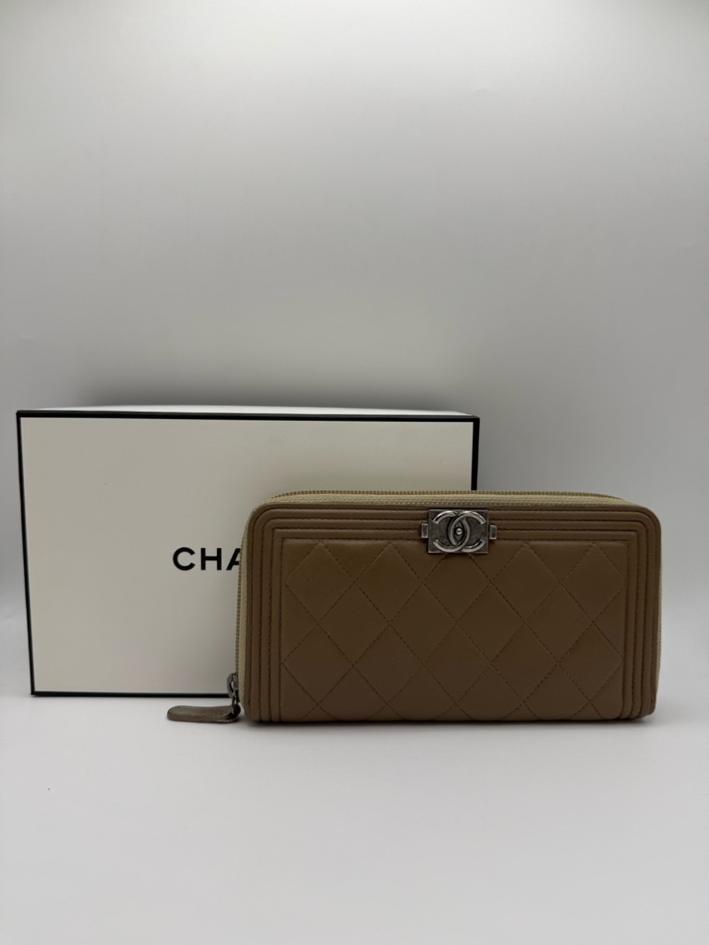 Chanel Boy Quilted Zip Around Wallet with Box - Picture 2 of 15